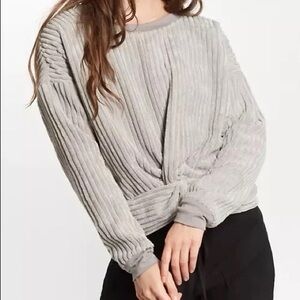 The Odells Velour Twist Front Sweatshirt Gray Size Large Anthropologie Ribbed